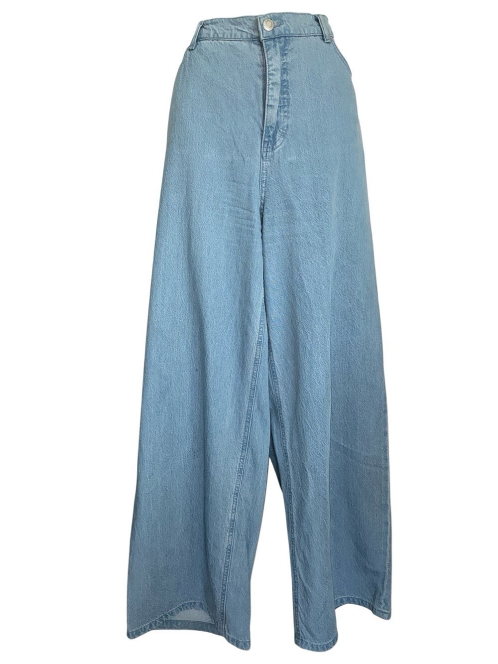 Z Supply Jeans, wide leg, high rise, Light wash Blue Denim. 31 EUC